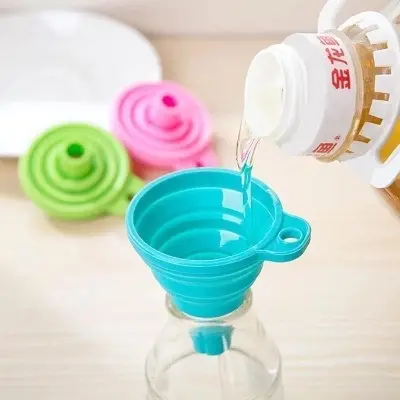 Picture of Novelty Silicone Folding Funnel Telescopic Long Collapsible Style Funnels For Household Liquid Dispensing Kitchen Gadgets 70% - Green