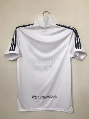 Picture of রিয়েল মাদ্রিদ (অ্যামব্রয়ডারি সহ) প্রিমিয়াম ফুটবল জার্সি - real madrid jersey