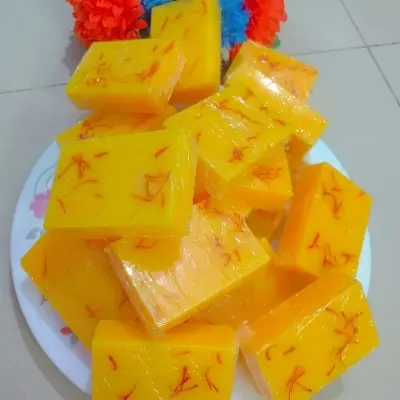 Picture of Hand Made Saffron Goat Milk Soap