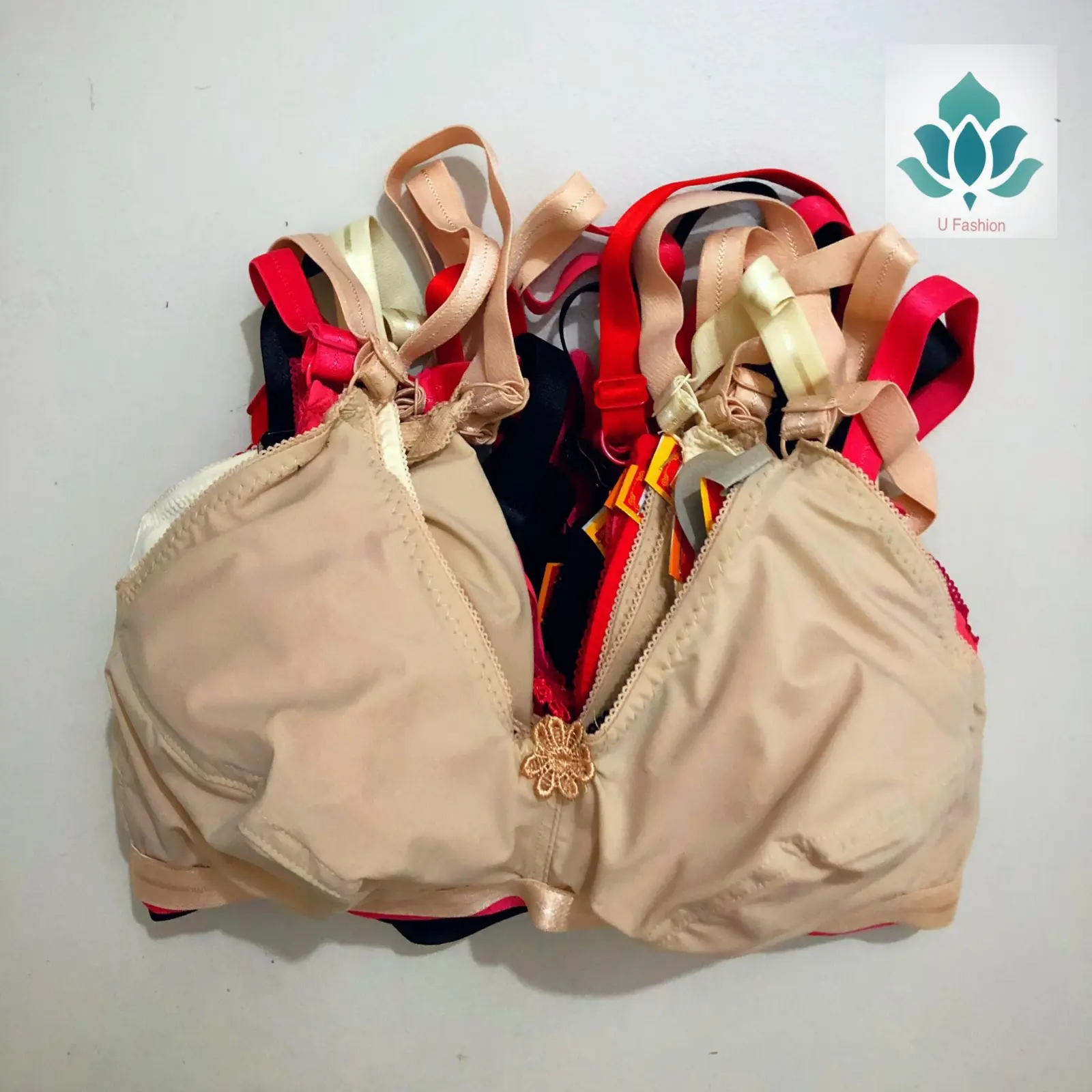 Picture of Best Quality Streachable Bra (Random Color) -1pcs. 🌸 নরম আরাম, সারা দিন জুড়ে! 🌸 মহিলাদের জন্য এখন আছে এক নতুন অনুভব স্ট্রেচেবল ব্রা 🌸.