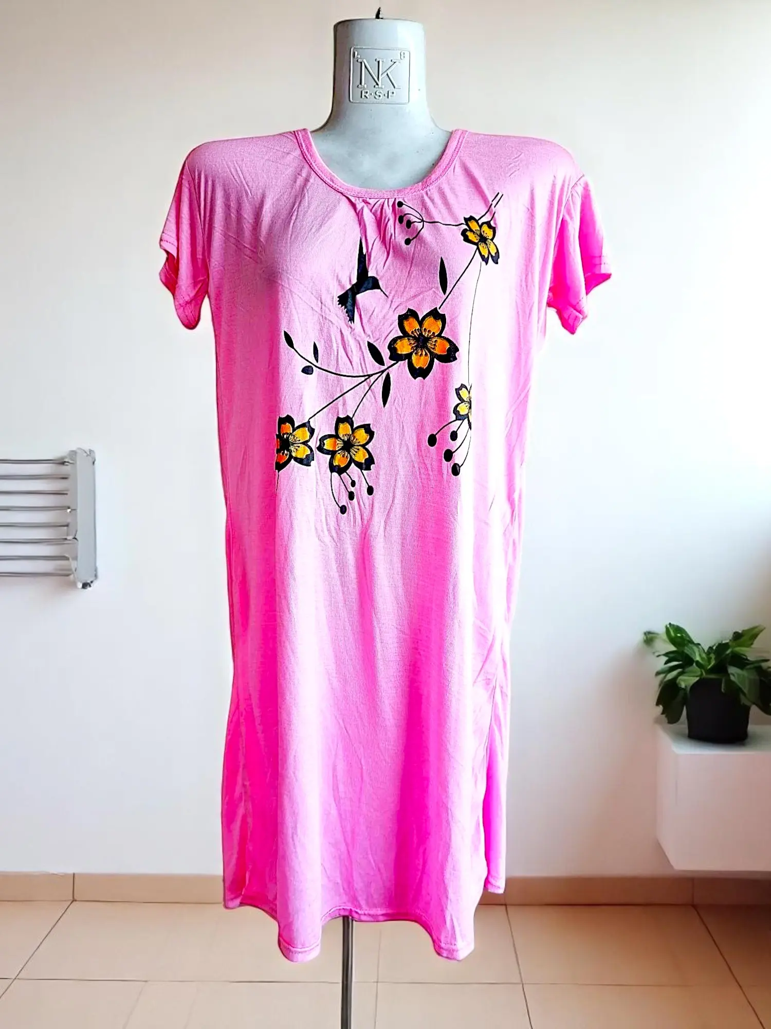 Picture of Fashionable Ladies Comfortable Casual Cotton T-Shirt - 🌷মেয়েদের সুতি কাপড়ের টি-শার্ট🌷🌷এই গরমে সুতি কাপড়ের গাঞ্জি গুলি খুব ই আরামদায়ক