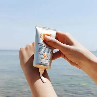 Picture of 3W Clinic Intensive UV Sunblock Cream SPF50+ Pa+++ 70ml