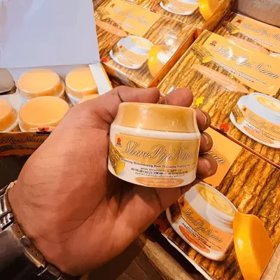 Picture of Shew Pyi Nann Whitening Shinmataung Bark Thanakha Pudding Face Cream