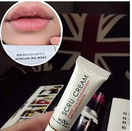 Picture of Scru Cream Lips Scrub for Removing Dark spot 