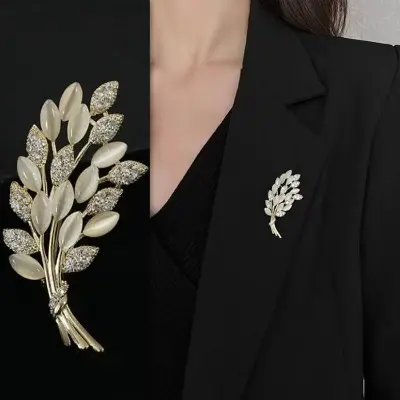 Picture of Rhinestone Decor Ear Of Wheat Design Brooch- Innovative Preferable - Low Hassle and Maintenance (Gold)