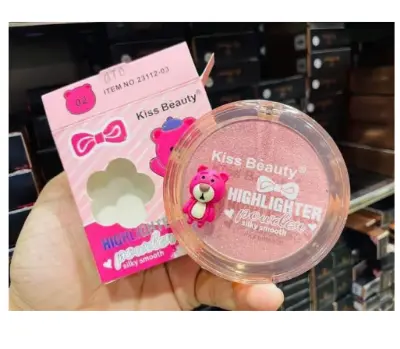 Picture of 𝐊𝐢𝐬𝐬 𝐛𝐞𝐚𝐮𝐭𝐲 𝐡𝐢𝐠𝐡𝐥𝐢𝐠𝐡𝐭𝐞𝐫 (#2)