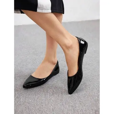 Picture of Premium Velvet Flat Sandals for Women – Fashionable Slippers in Black