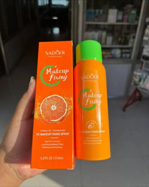 Picture of SADOER 5 Heavy VC Makeup Fixing Spray- 150ml