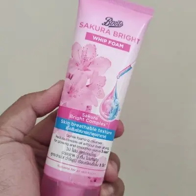 Picture of Boots Sakura Bright Whip Gentle Foaming Cleanser 100ml