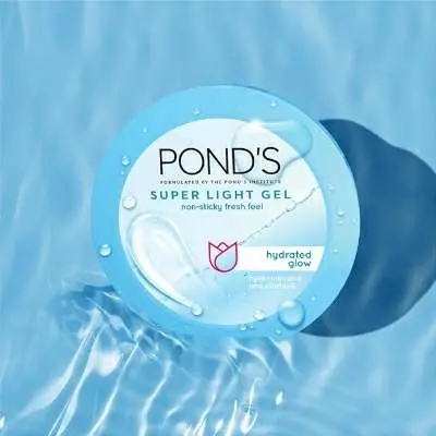 Picture of Pond’s Super Light Gel Hydrated Glow and Vitamin E 49g