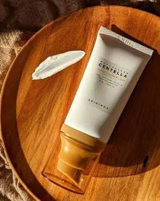 Picture of SKIN1004 Madagascar Centella Air-fit Suncream Light 50ml