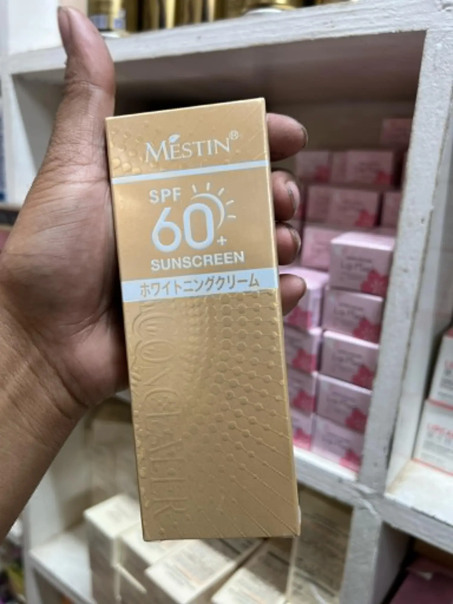 Picture of MESTIN sunscreen SPF 60 SUPER SUNSCREEN POWERFRICTION RESISTONTLIGHT FEXTURE