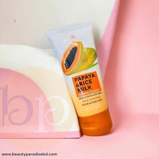 Picture of Papaya and Rice milk foaming face wash-150 Ml