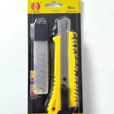 Picture of All purpose cutter knife -extra blades -paper cutter- plastic and wood cutter-cutter knives - Multicolor