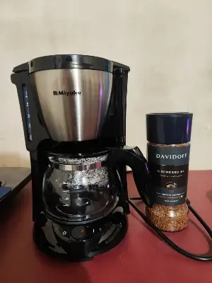 Picture of Miyako 1.5 Liter Coffee Maker CM 325 / 327 - Multicolor