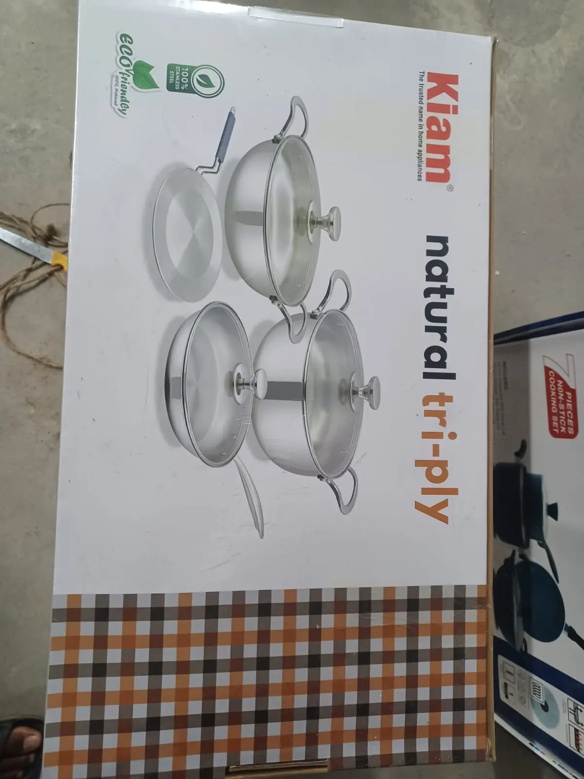 Picture of Kiam Tri-Ply Stainless Steal 7pcs Set with Glass Lids - Multicolor
