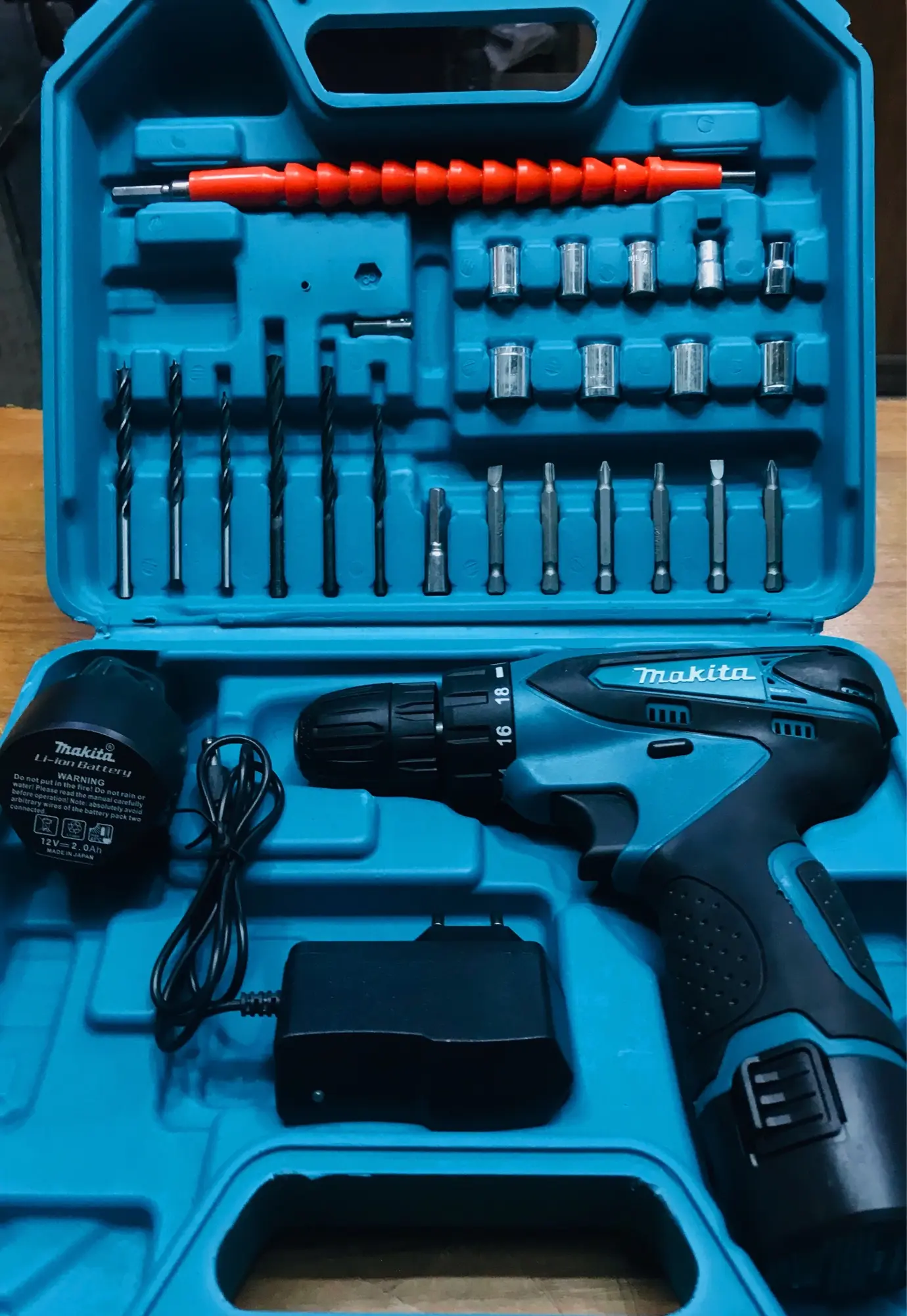 Picture of Cordless Drill Machine 12v 25Pcs Power Driver Combo Drills Kit + Double Battery MAKITA - Blue