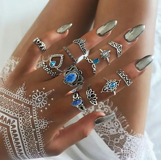 Picture of 13PCS/Set Vintage Crystal Rings Sets Geometric Bohemian Midi Finger Rings for Women's Fashion