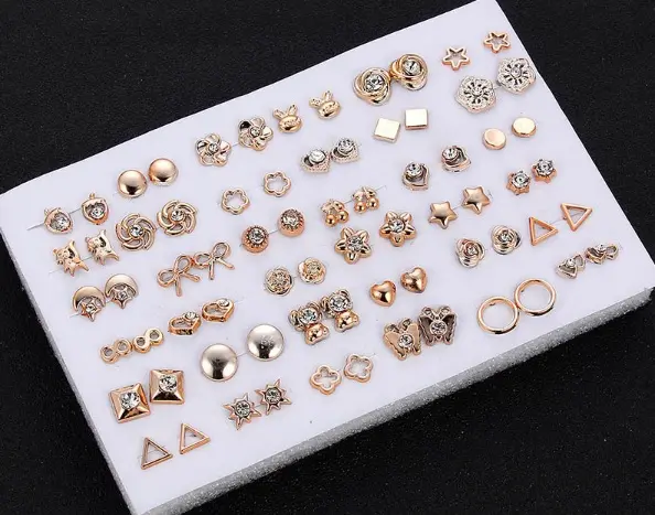 Picture of 36 Pairs Earrings Mixed Styles Rhinestone Sun Flower Geometric Animal Plastic Stud Earrings Set For Women(Gold)