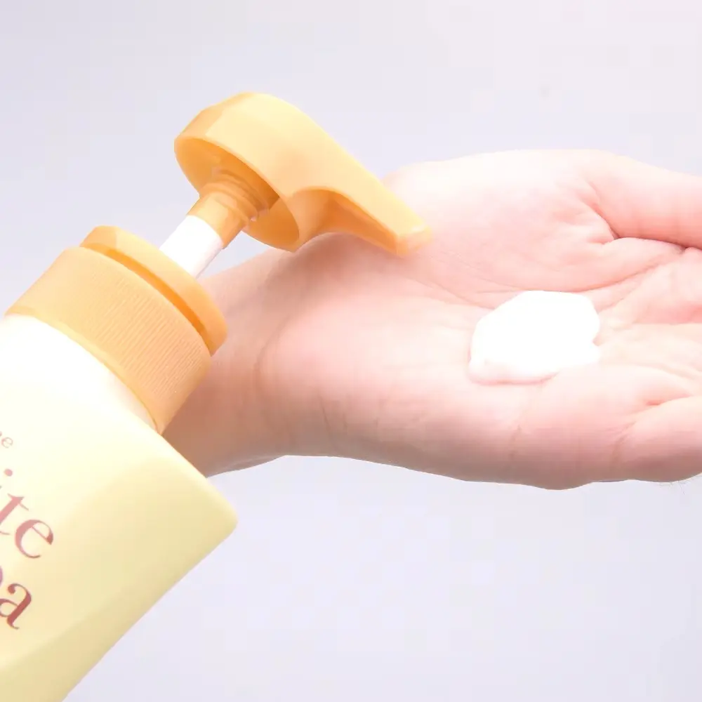 Picture of Misline White Spa Gold Caviar UV White Body Lotion- 400ml(Gold Caviar)