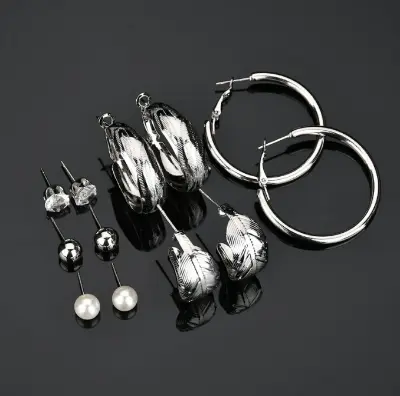 Picture of 6 Pairs of Rhinestone Set Big Circle Leaf Earring for Women Fashion Jewelry Set
