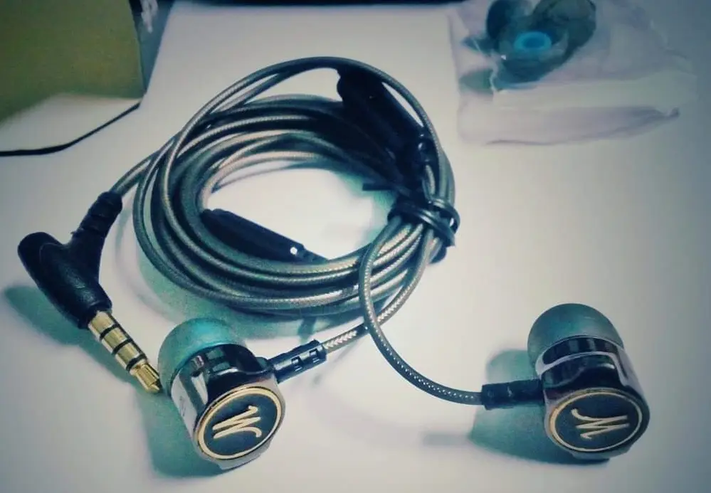Picture of QKZ DM7 Zinc Alloy In-Ear Earphone - Gray - Headphone - Ear Phone - Best Earphone (Deep Gray)
