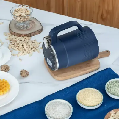 Picture of Household Small Powder Grinding Machine, Electric Mini Spice Grinder Add 5 Blades, 304 Stainless Steel Grinding Fine Powder for All Kinds of Grains, Condiments, coffee Beans (Blue) (Blue)