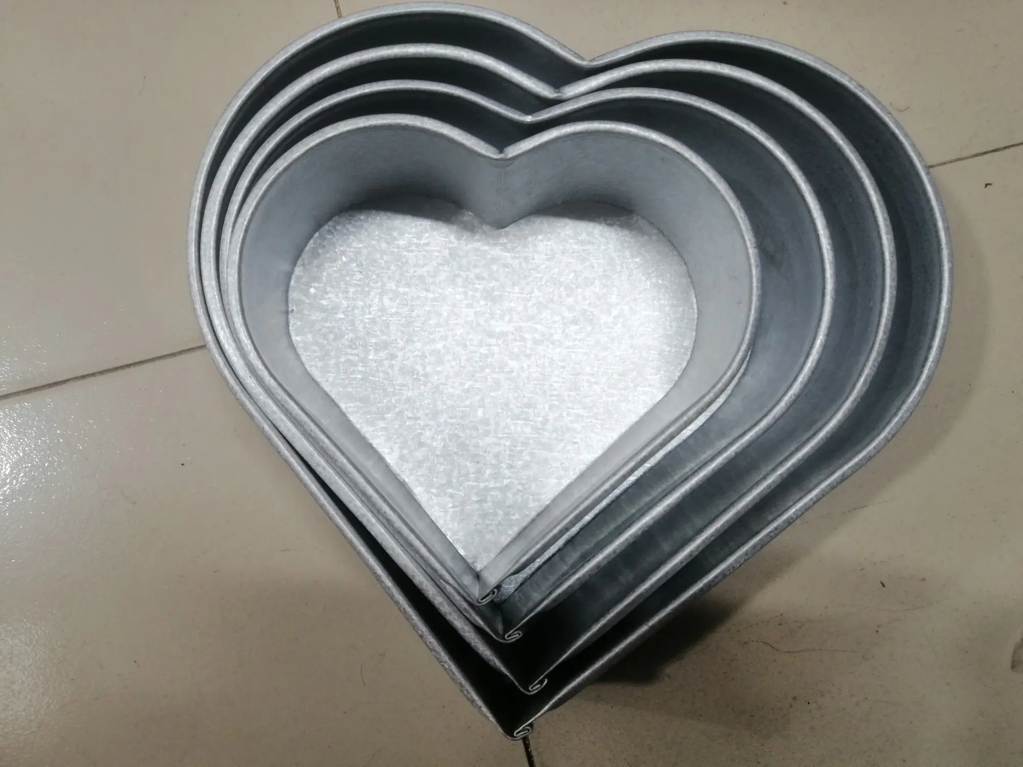 Picture of Cake Mould LOVE shape 4pcs Set (6,7,8,9 incs) (Aluminium) -Multicolor