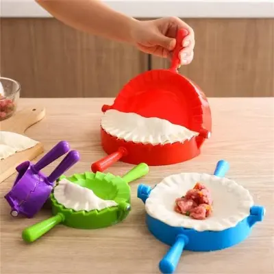 Picture of Kitchen tools 4 pcs plastic dough press dumpling pie maker -Multicolor