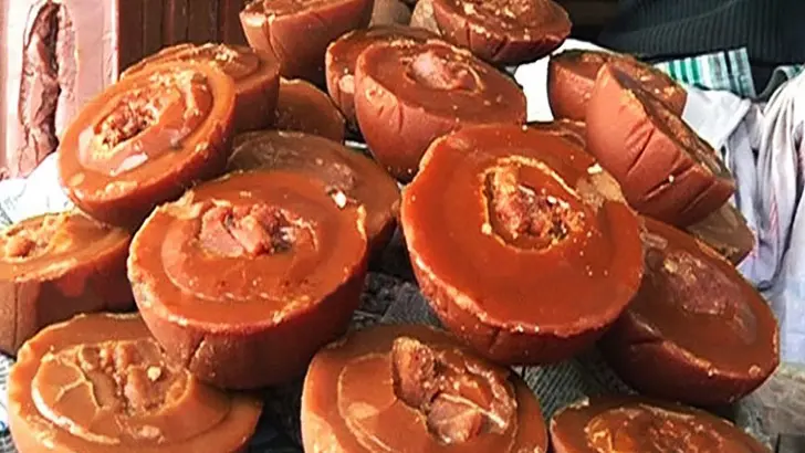 Picture of Khejurer Gur Patali -500gm