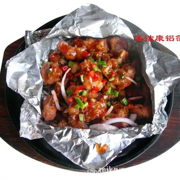 Picture of Aluminum Foil Paper 37.5 Sqf/ 11.5M For All Baking Purpose Use / Multi-use Product / For Wrapping Bakery Items / Sandwiches / Burgers / Pizza