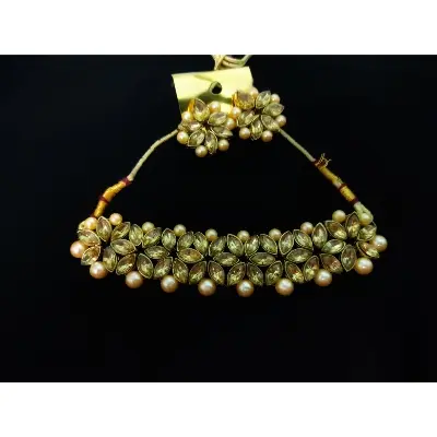 Picture of Kundans Stone Set With Top Earrings  Set For Womens