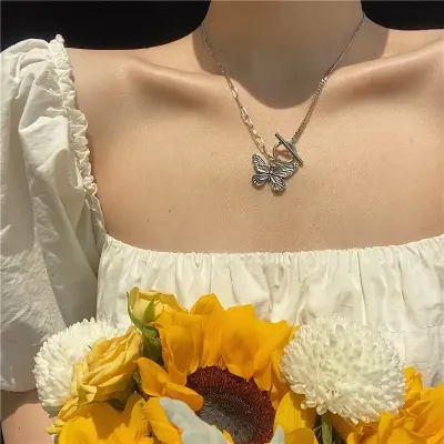 Picture of Luxury Retro Cold Wind Butterfly Necklace For Women