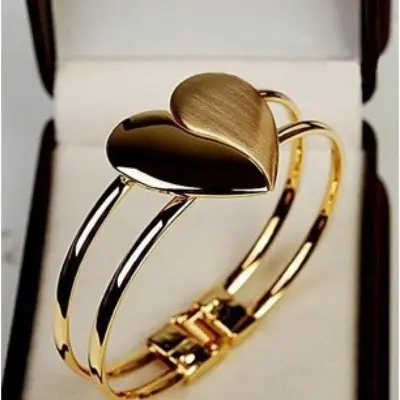 Picture of New Fashion Lady Elegant Heart Bangle Wristband Bracelet Cuff Bling Gift