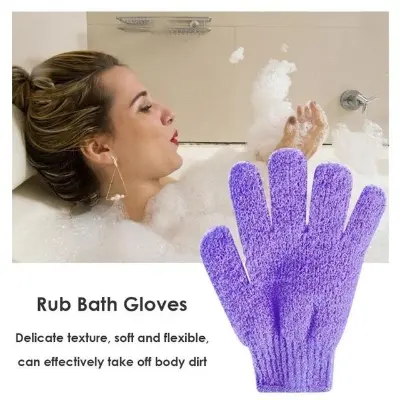 Picture of 1 Pair Rubbing a bath towel to remove the body barges