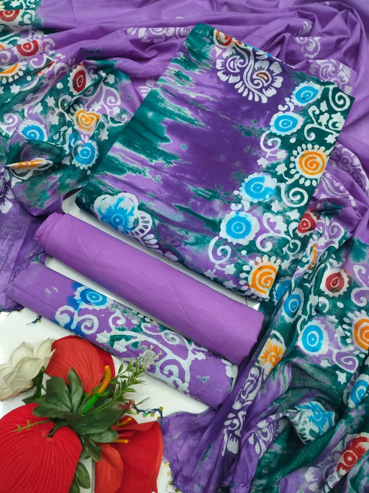 Picture of Unstitched Cotton Toli Batik Three-Piece for Women – Elegant, Comfortable