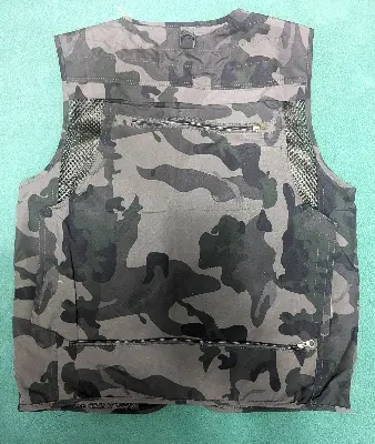 Picture of Multi Pockets Summer Mens US Tactical Hiking Fishing Vest Mens Photographer Waistcoat Mesh Cargo Sleeveless Jacket Tool Vest 6XL Applicable Season:Spring and Summer Applicable Scene:Casual Decoration:Pockets Closure Type:zipper Type:LOOSE Detachable Part:
