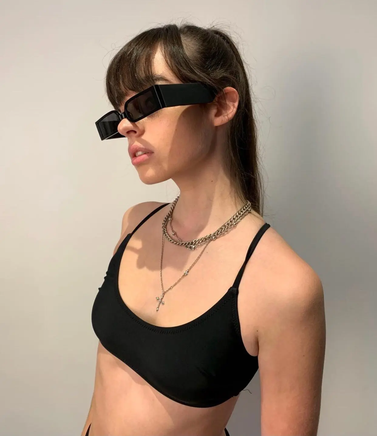 Picture of New Fashion Rectangle Frame Stylish Modern Sunglasses-Small Frame Square Sunglasses -New narrow frame width small box sunglasses , Vintage Colorful Wide Leg Eyeglasses Summer Glasses Luxury for Men Women