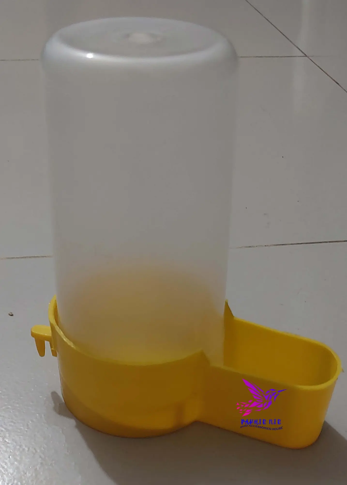 Picture of Water Pot for your pigeons 350m