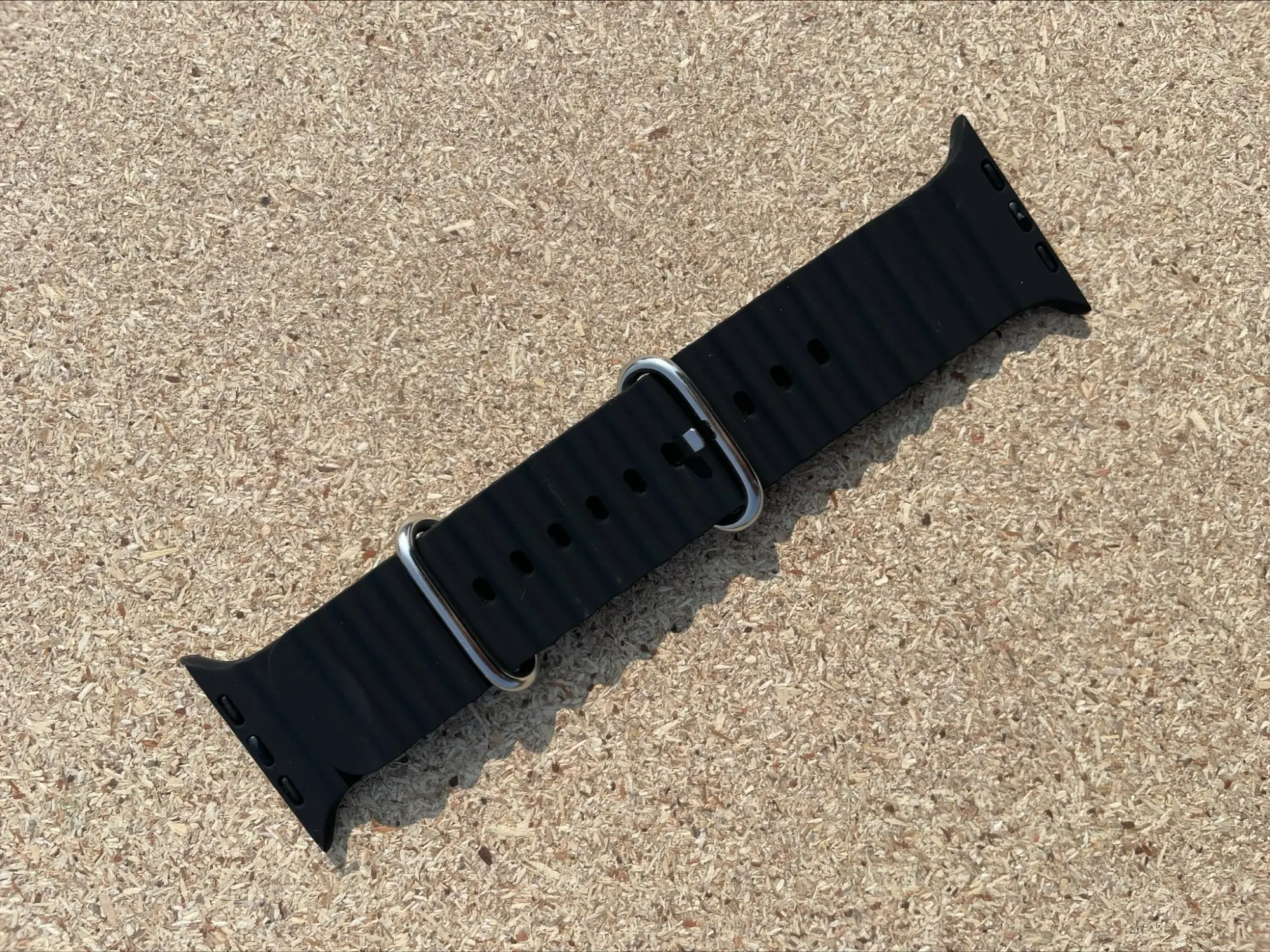 Picture of Pix Apple Watch Silicone Ocean Band/Strap-41/40/38mm New Designer Silicone Stainless Steel Luxury Apple Smart Watch Bands/Strap-Replacement Ocean Band For Apple Watch
