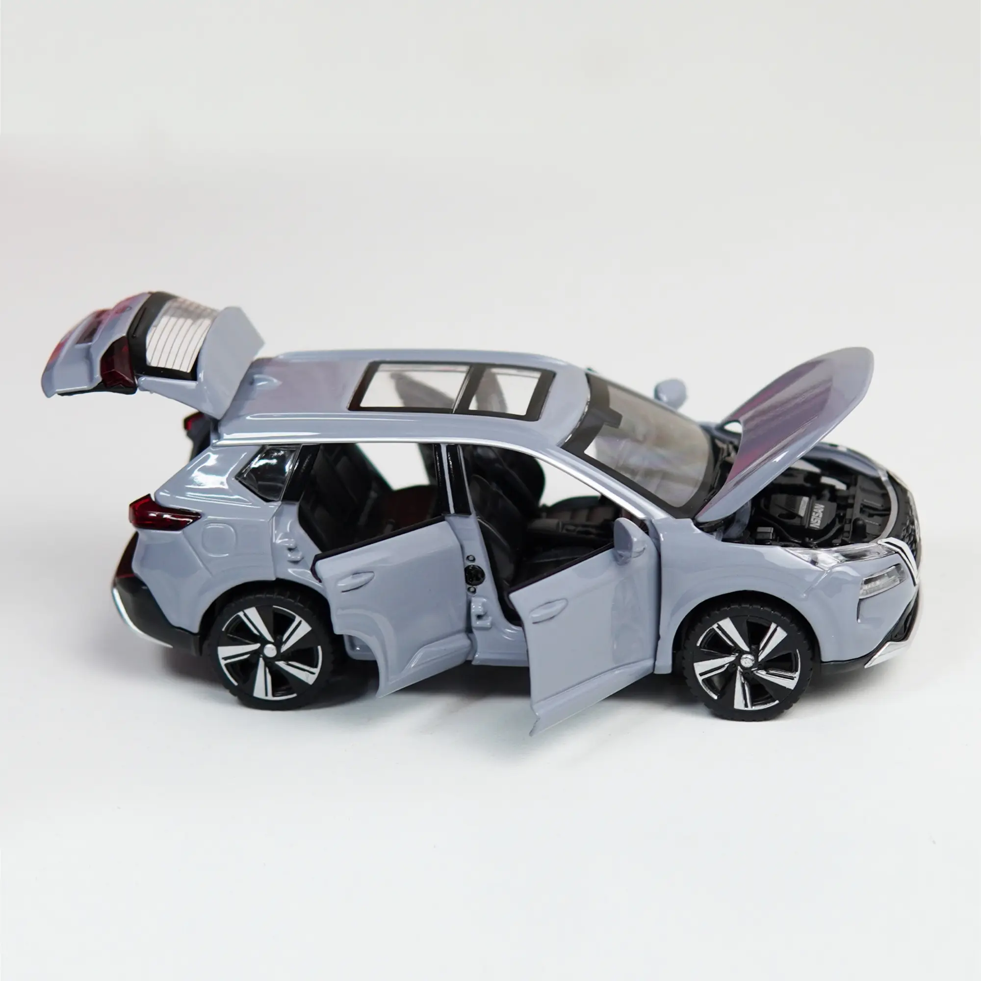 Picture of Nissan X-TRAIL Die Cast Model Car 1/32 Metal Car Sound Light