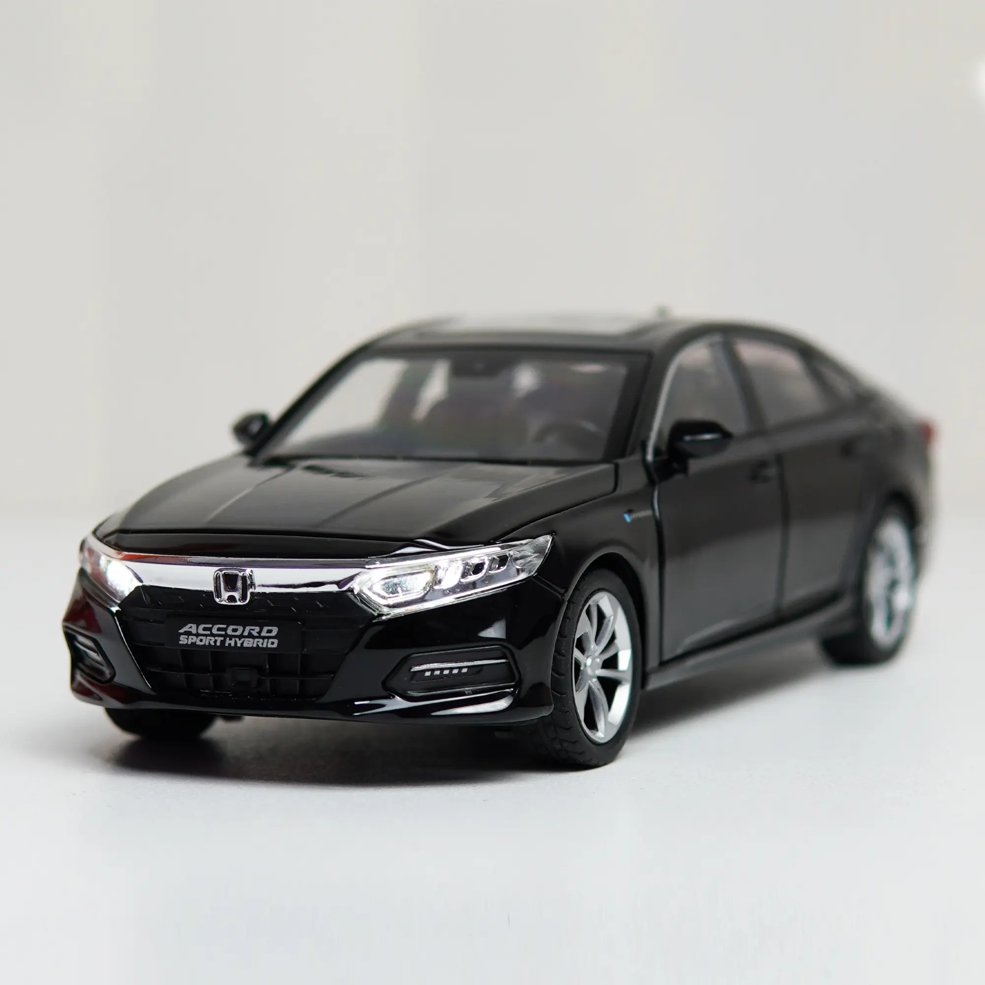 Picture of Honda Accord 1/24 Diecast Model Car,Metal Honda Accord model car sound light