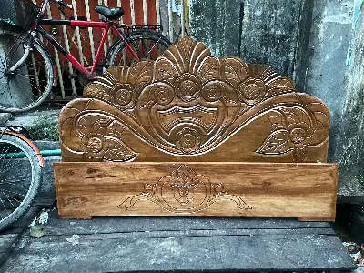 Picture of Bed king size solid wood 72*81 inc brown - Brown - King