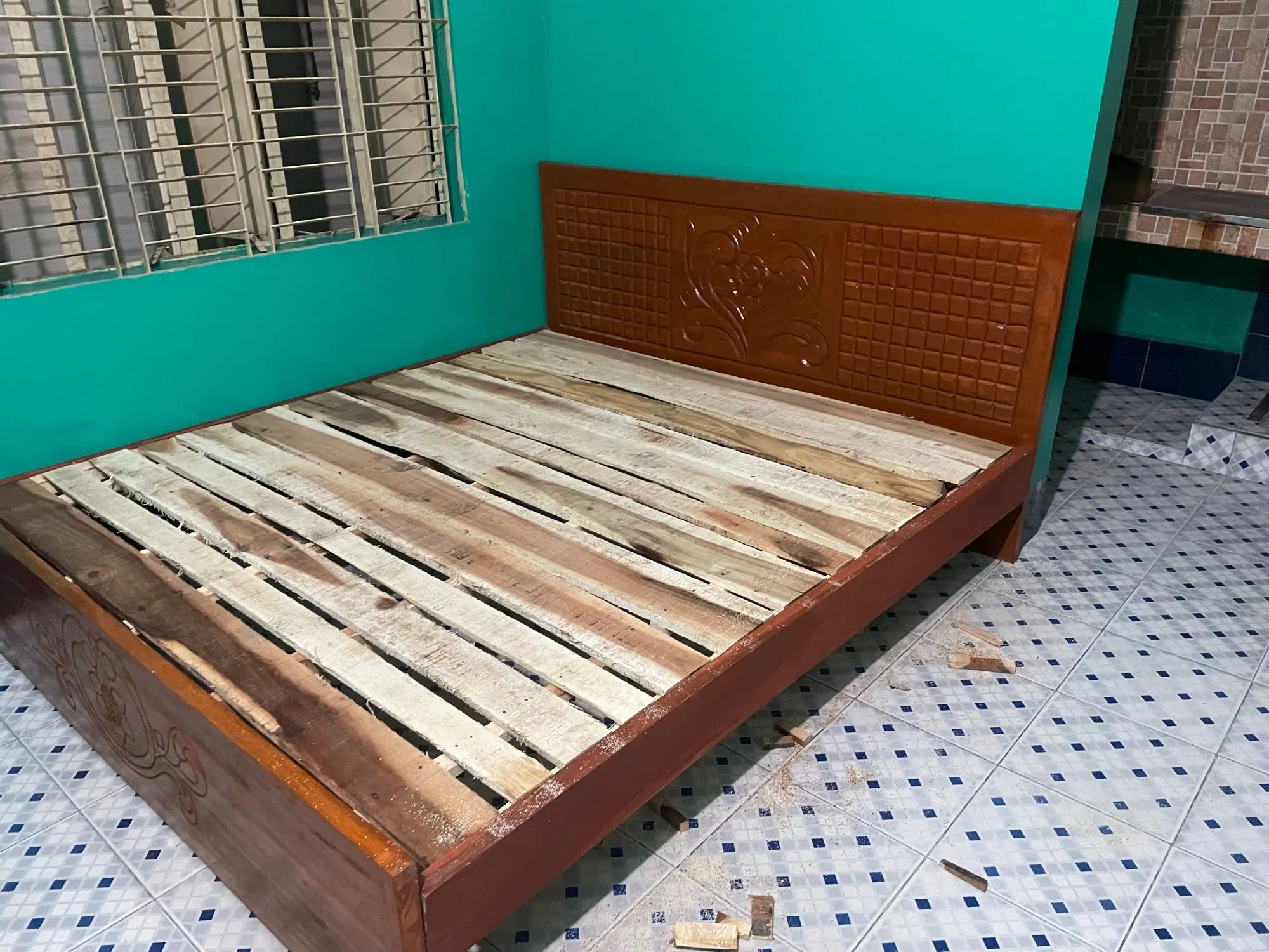Picture of Bed khat solid 1.5inc jossori koroi kath king size 72inc by 81 inc - Brown - King