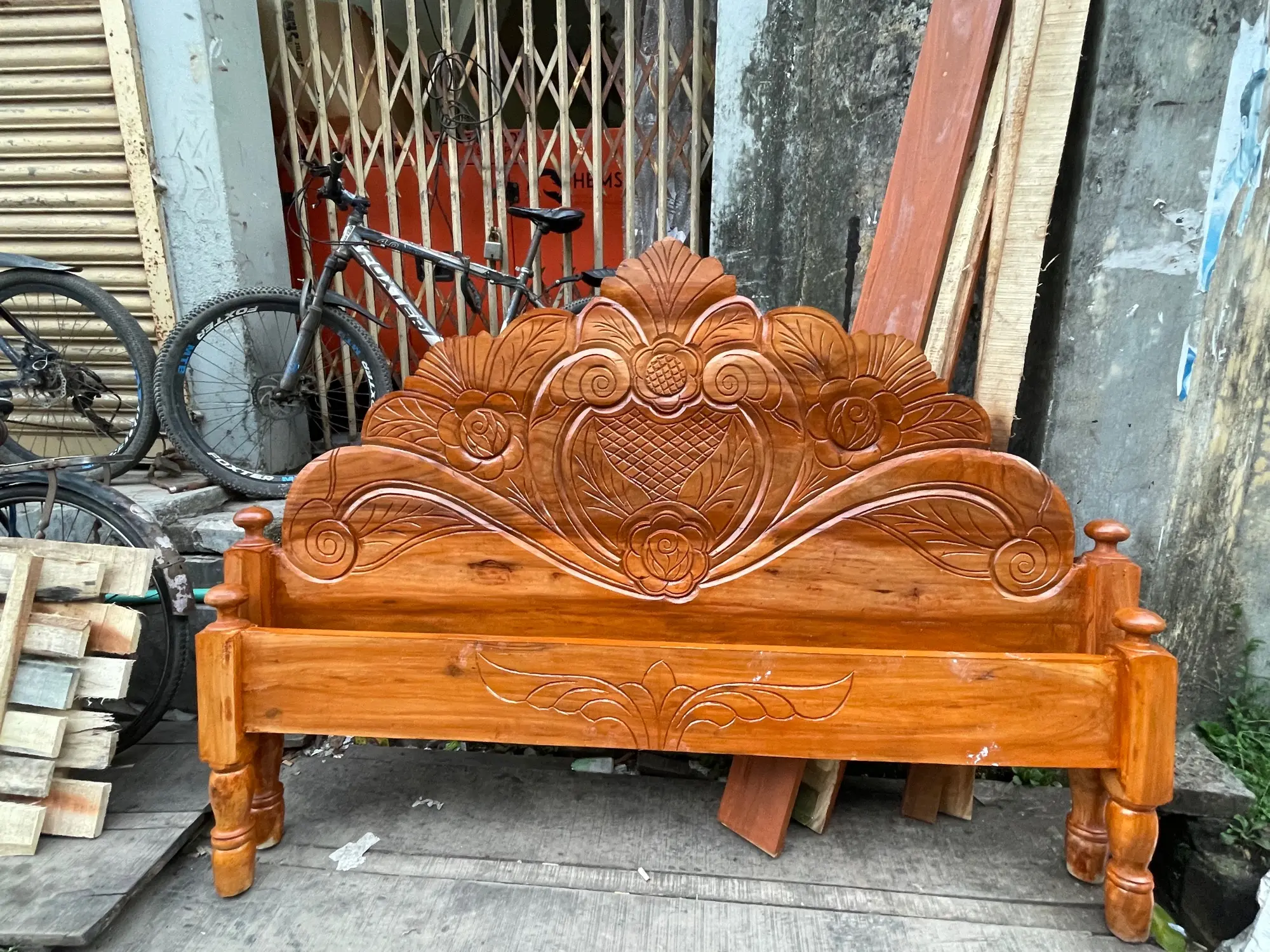 Picture of Bed khat palong solid wood king size 72 inc by 81 inc - Brown - King