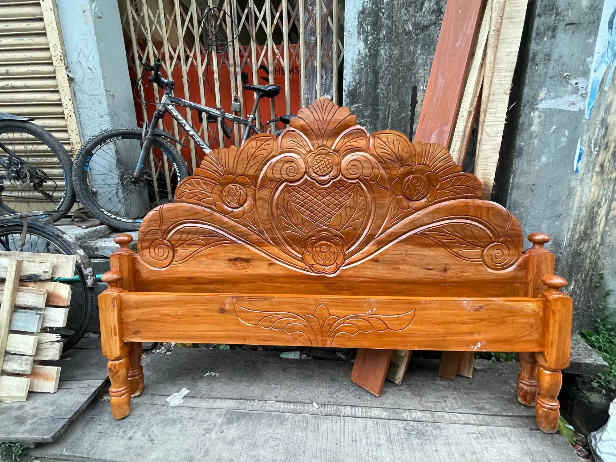 Picture of Bed khat palong solid wood king size 72 inc by 81 inc - Brown - King