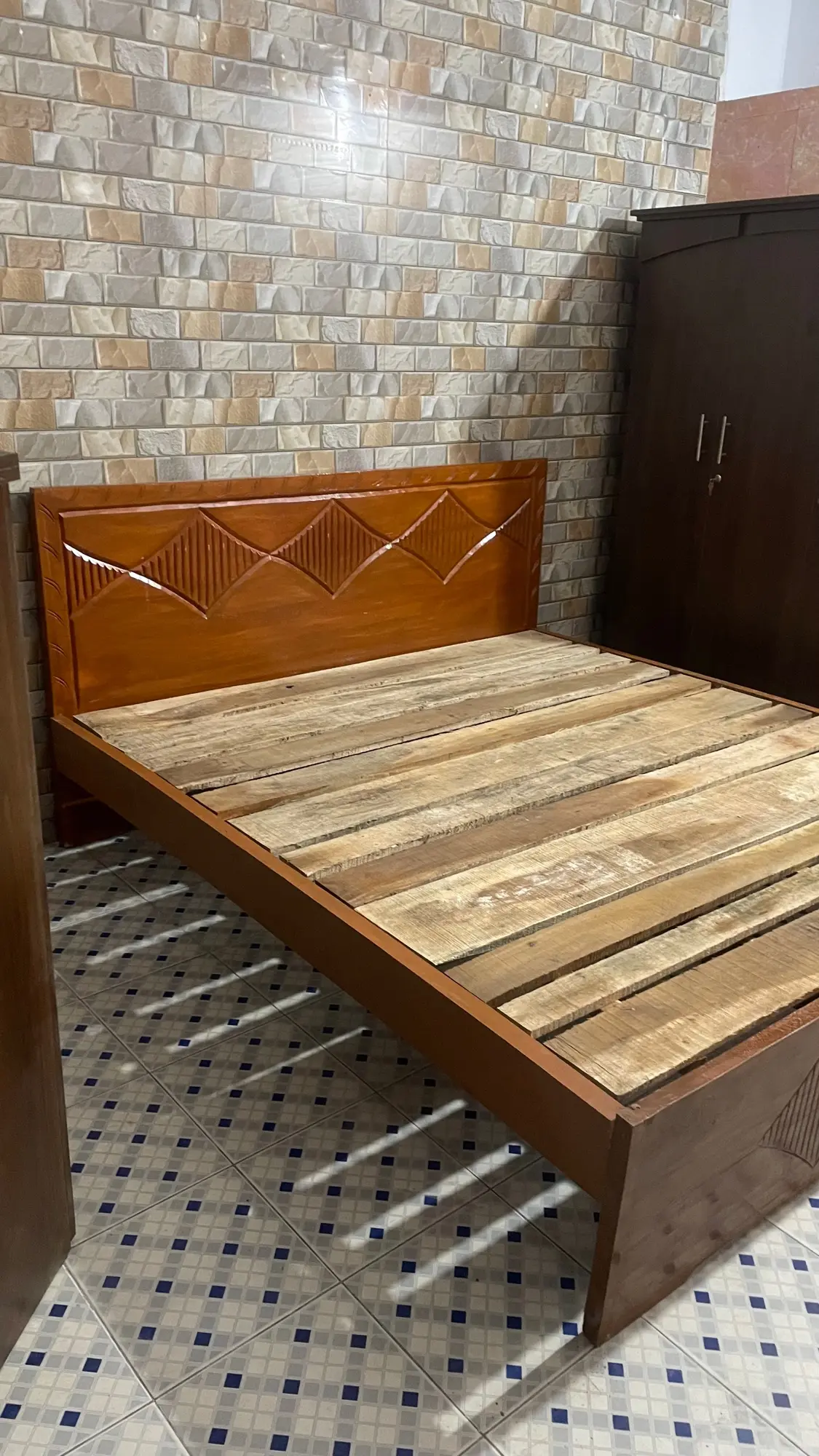 Picture of Bed khat solid jossori koroi kath double bed 60 by 81 inc - Brown - Double