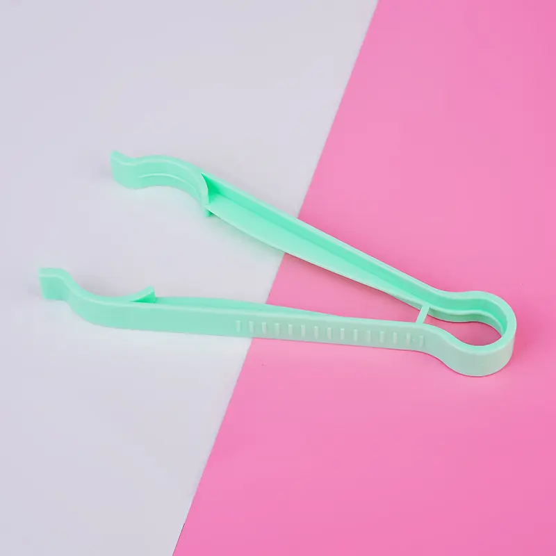 Picture of Baby anti-slip & anti-scalding bottle clamp safe sterilized bottle clamp pp bottle clamp Multifunction Bottle Clips Anti-slip Baby Bottle Tongs Baby Bottle Tongs Baby Bottle Clip Baby Bottle Clip Feeding Milk Bottle Clamp