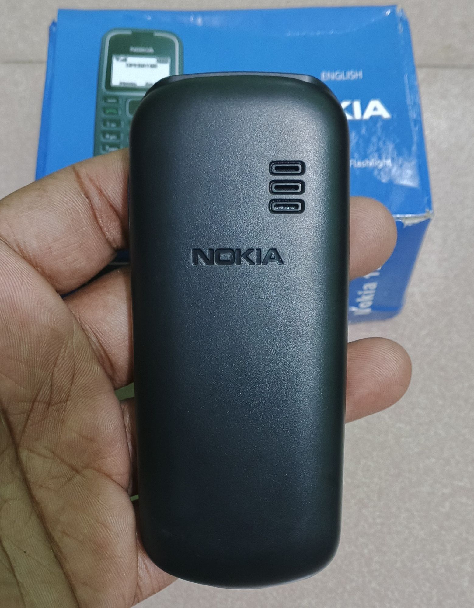 Picture of Nokia 1280 single SIM phone - Black