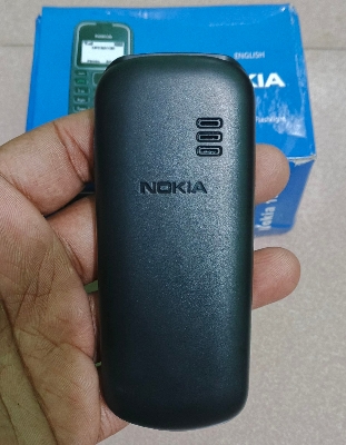 Picture of Nokia 1280 single SIM phone - Black